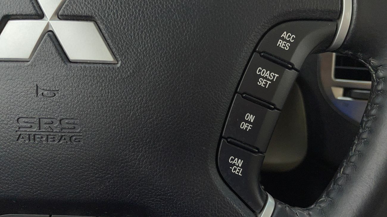 ميتسوبيشي باجيرو GLS BASE 3.5 | بدون دفعة مقدمة | اختبار القيادة في المنزل