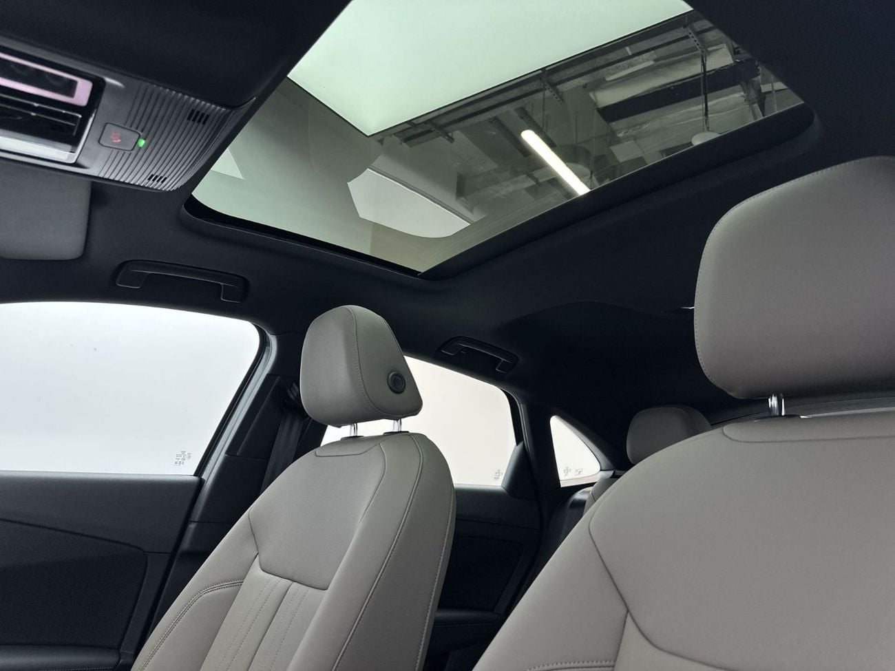 Audi Q3 Sportback TFSI quattro 204hp Premium Edition (Ref# 20884)