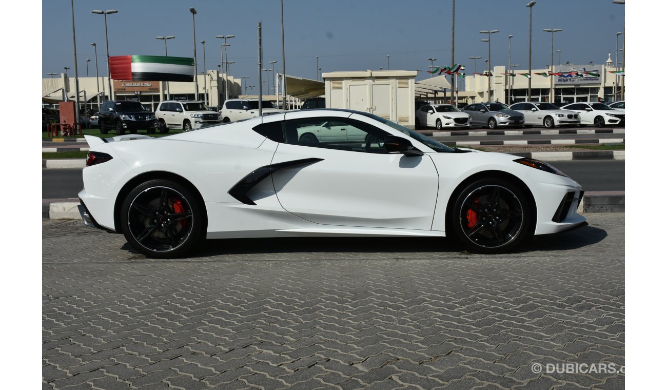 Chevrolet Corvette STINGRAY C8 2LT