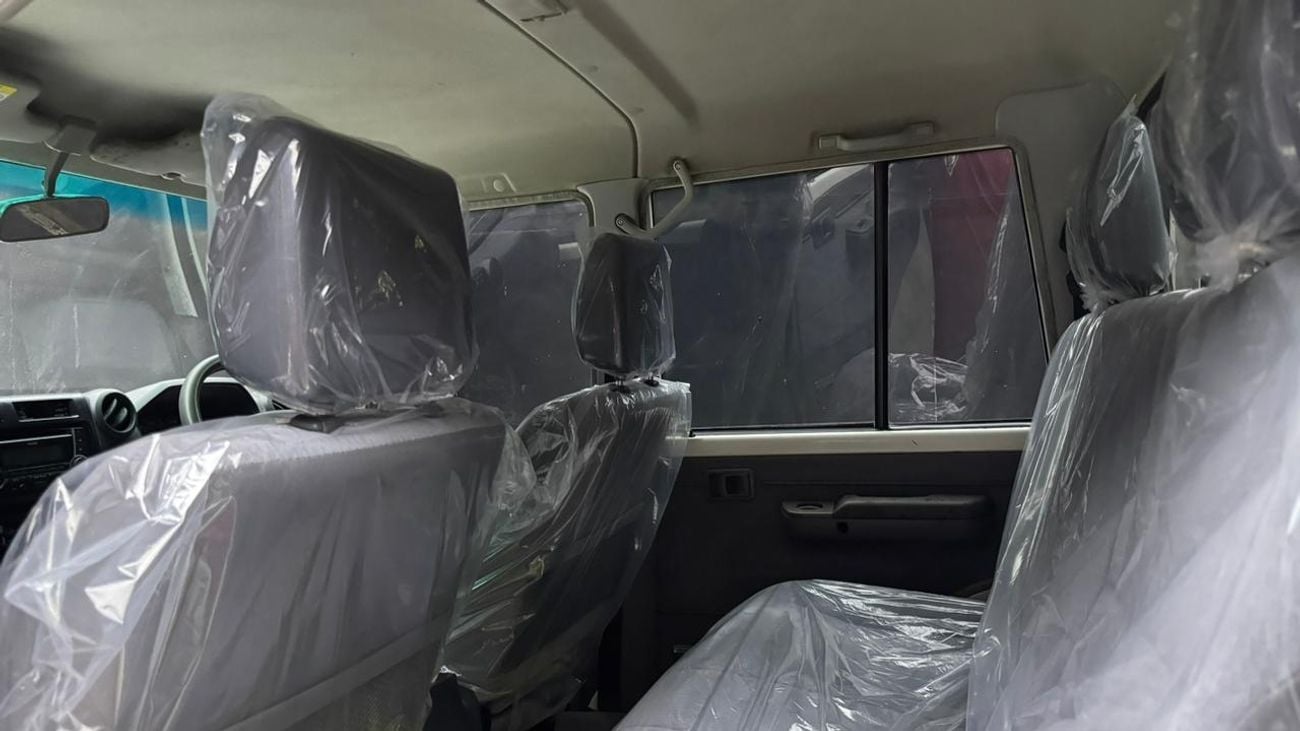 تويوتا لاند كروزر بيك آب 2024 shape ,diesel 4.5 liter ,right hand drive ,4 doors ,2019 model ,only for export available