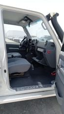 تويوتا لاند كروزر 70 HT VXR Toyota Land Cruiser 76 05 Door Hard Top 2.8L Auto