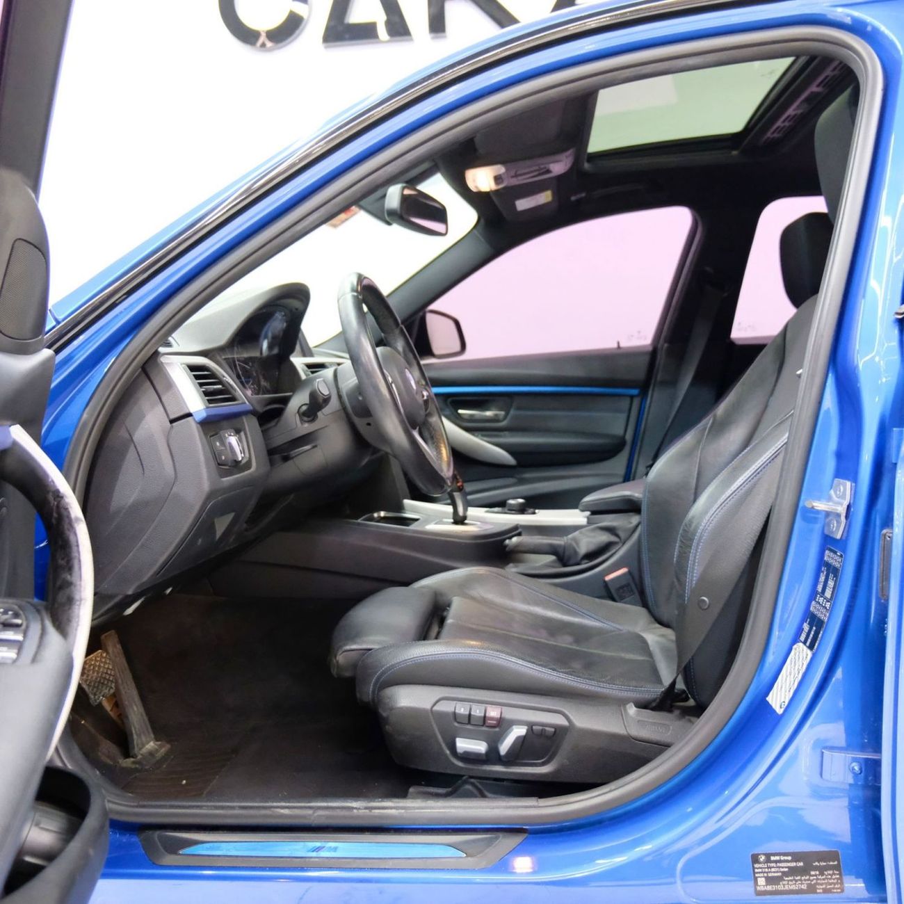 بي أم دبليو 318i AED 1,371 P.M l 0% Down Payment l M Sport l 1 Year Warranty