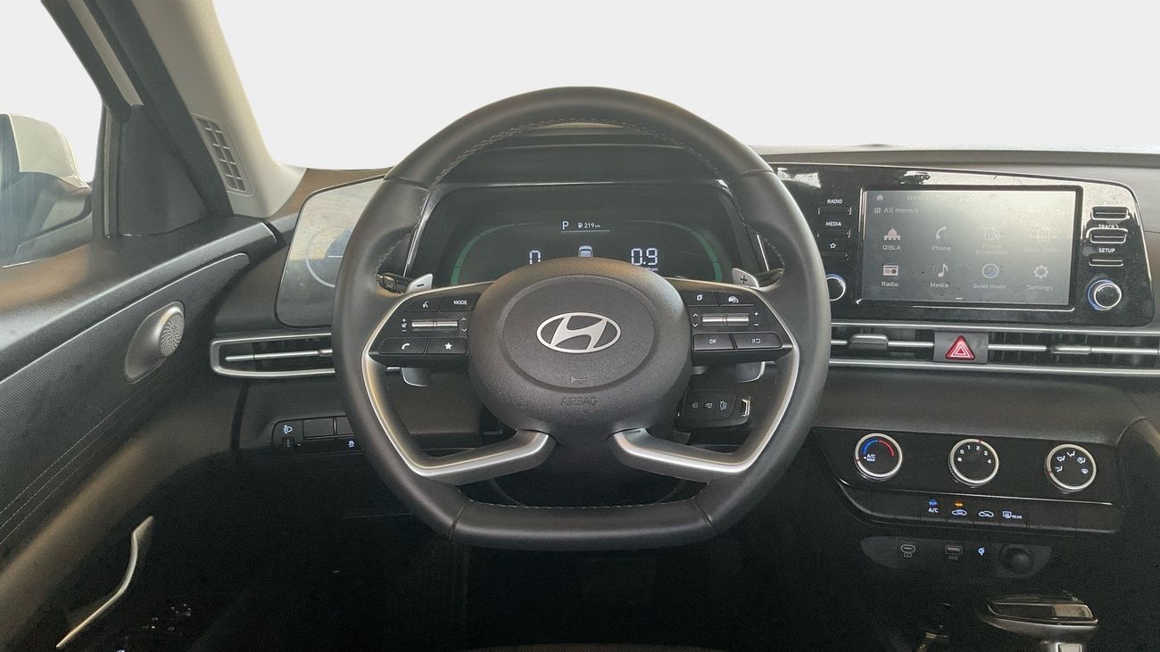 Hyundai Elantra 1.6 GL AUTO SMART | Guaranteed Warranty | 0 Down Payment