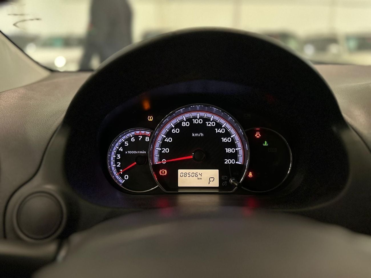 ميتسوبيشي اتراج GLX HIGHLINE 1.2L