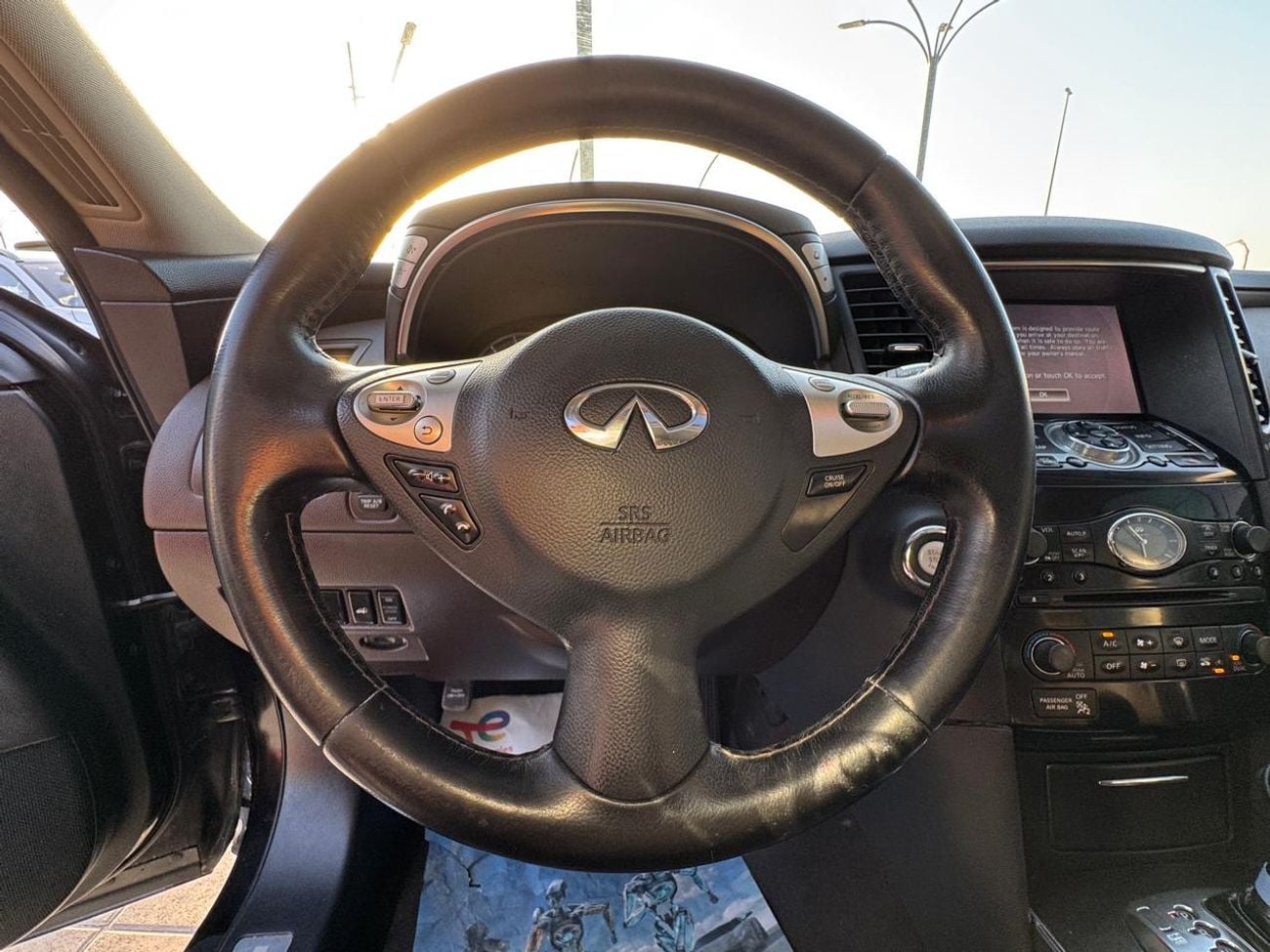 Infiniti QX70 LUXURY