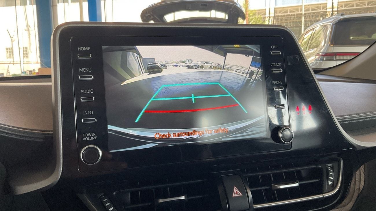 تويوتا CHR 1.8 VVT I-HYBRID GX AUTO | شامل الضمان | 0 ﺪﻔﻋﺓ ﺃﻮﻟﻯ