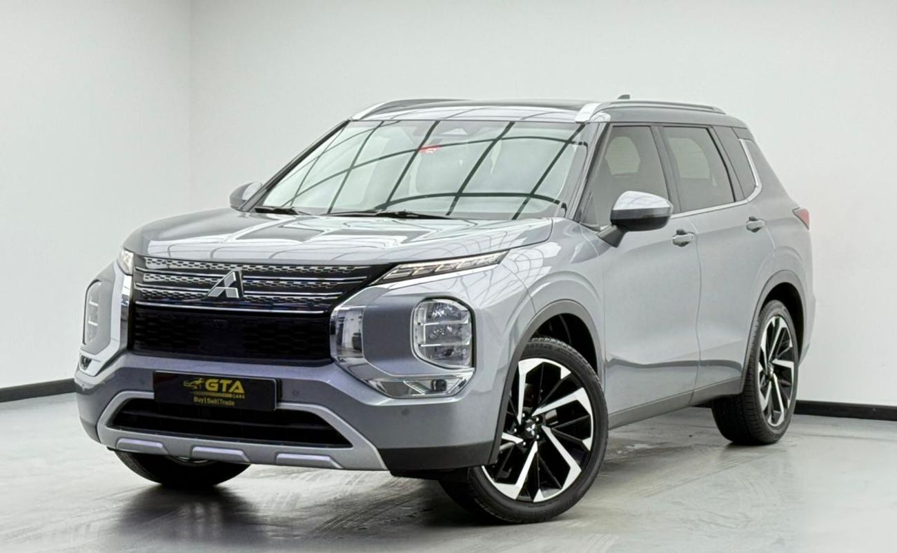 Mitsubishi Outlander 2023 Mitsubishi Outlander, 2026 Mitsubishi Warranty, Full Mitsubishi Service History, Low Km, GCC