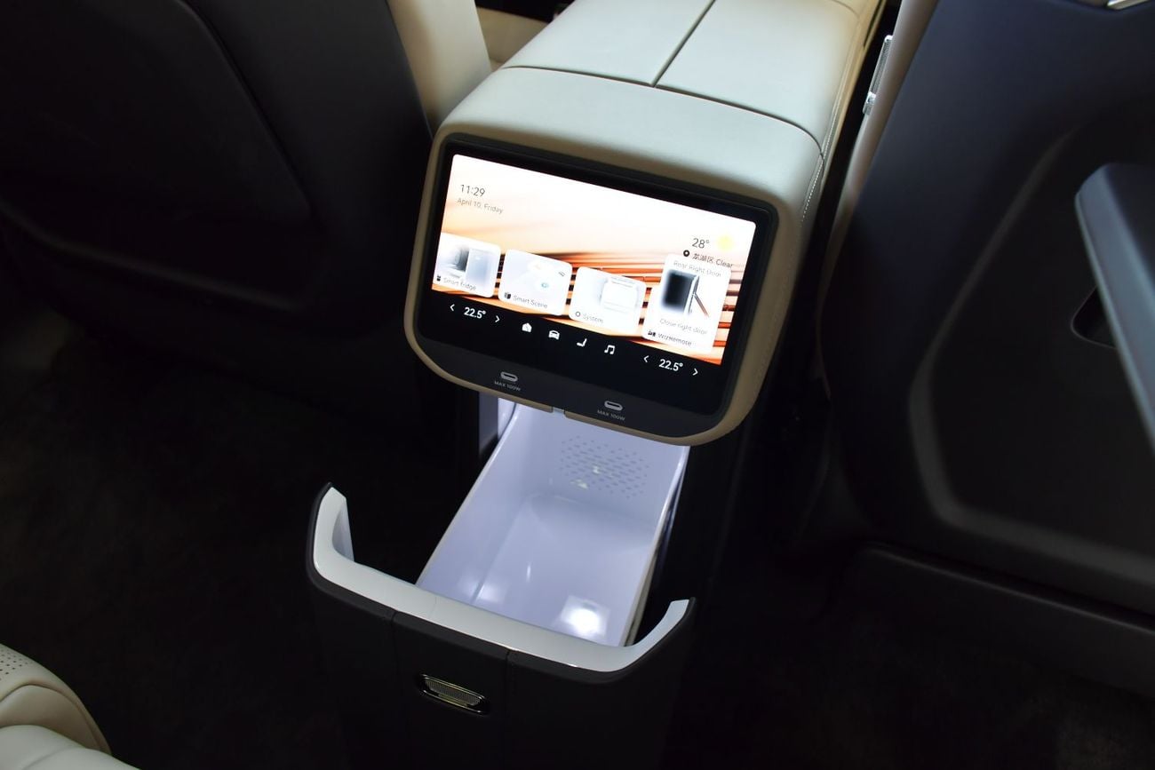 زيكر 8X 70Kwh Ultra  Factory Direct Export