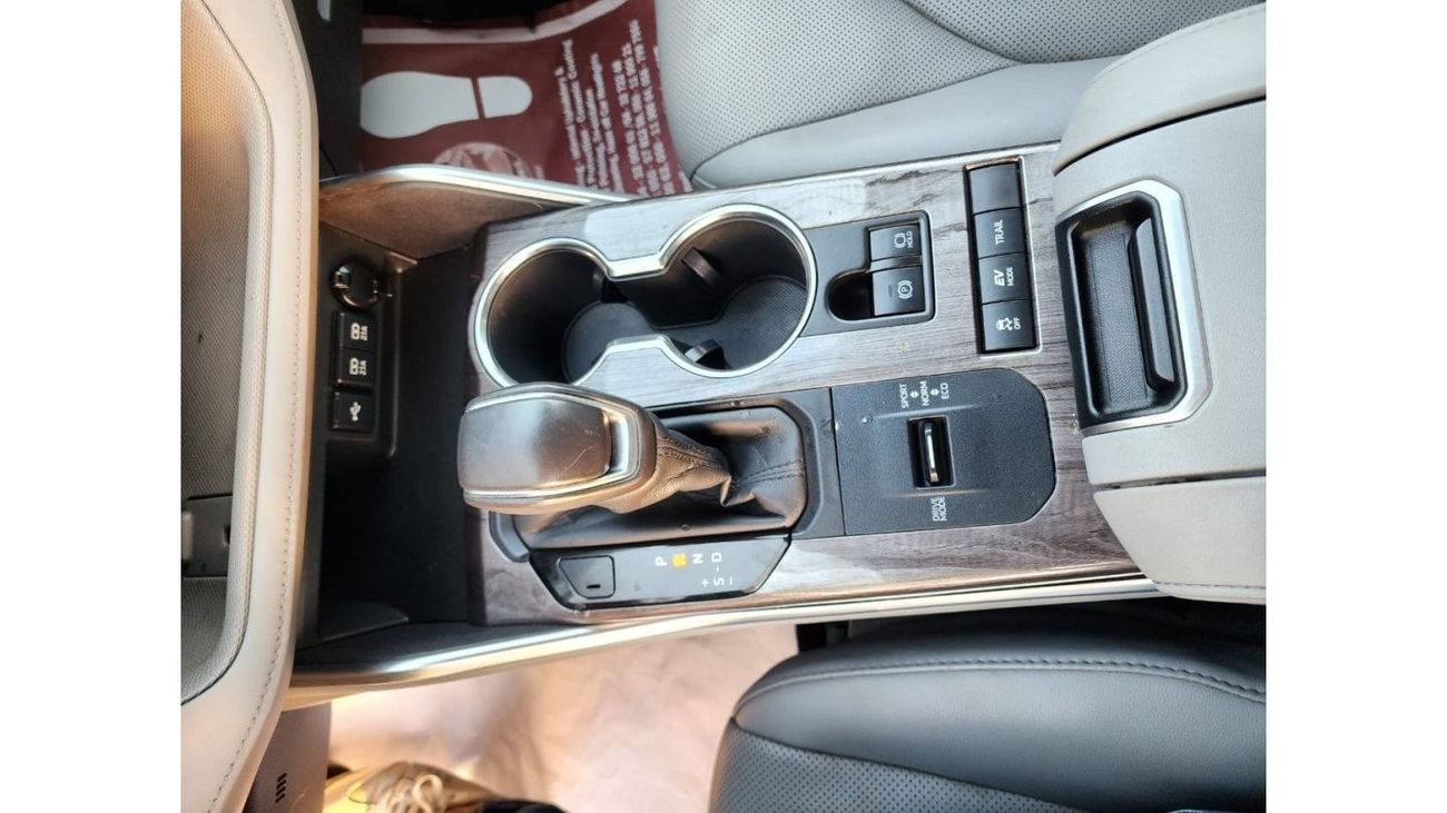 Toyota Highlander TOYOTA HIGHLANDER LIMITED HYBRID 2020 FULL OPTION