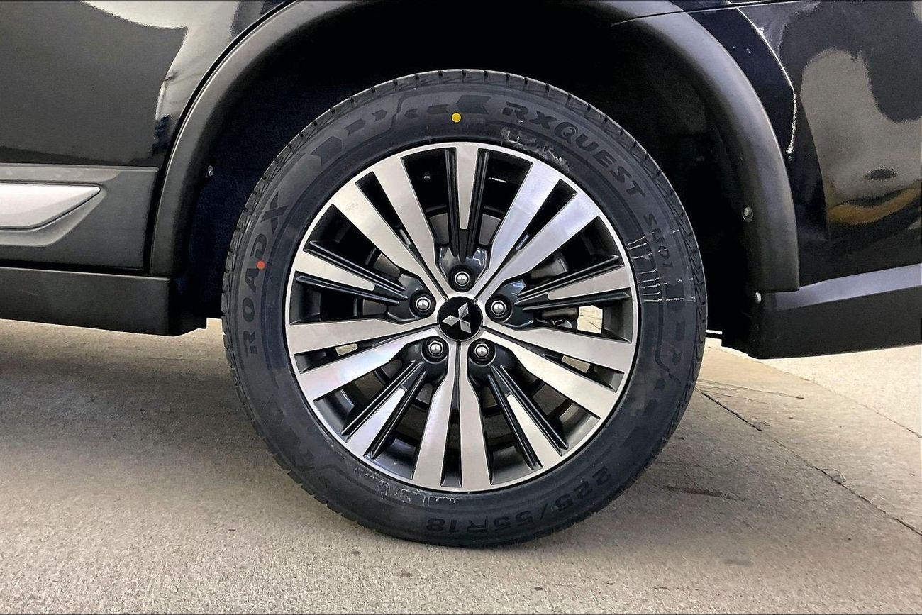 Mitsubishi Outlander GLX Midline | upto AED 20,000 Ramadan Discount | Guaranteed Warranty | 0 Down Payment