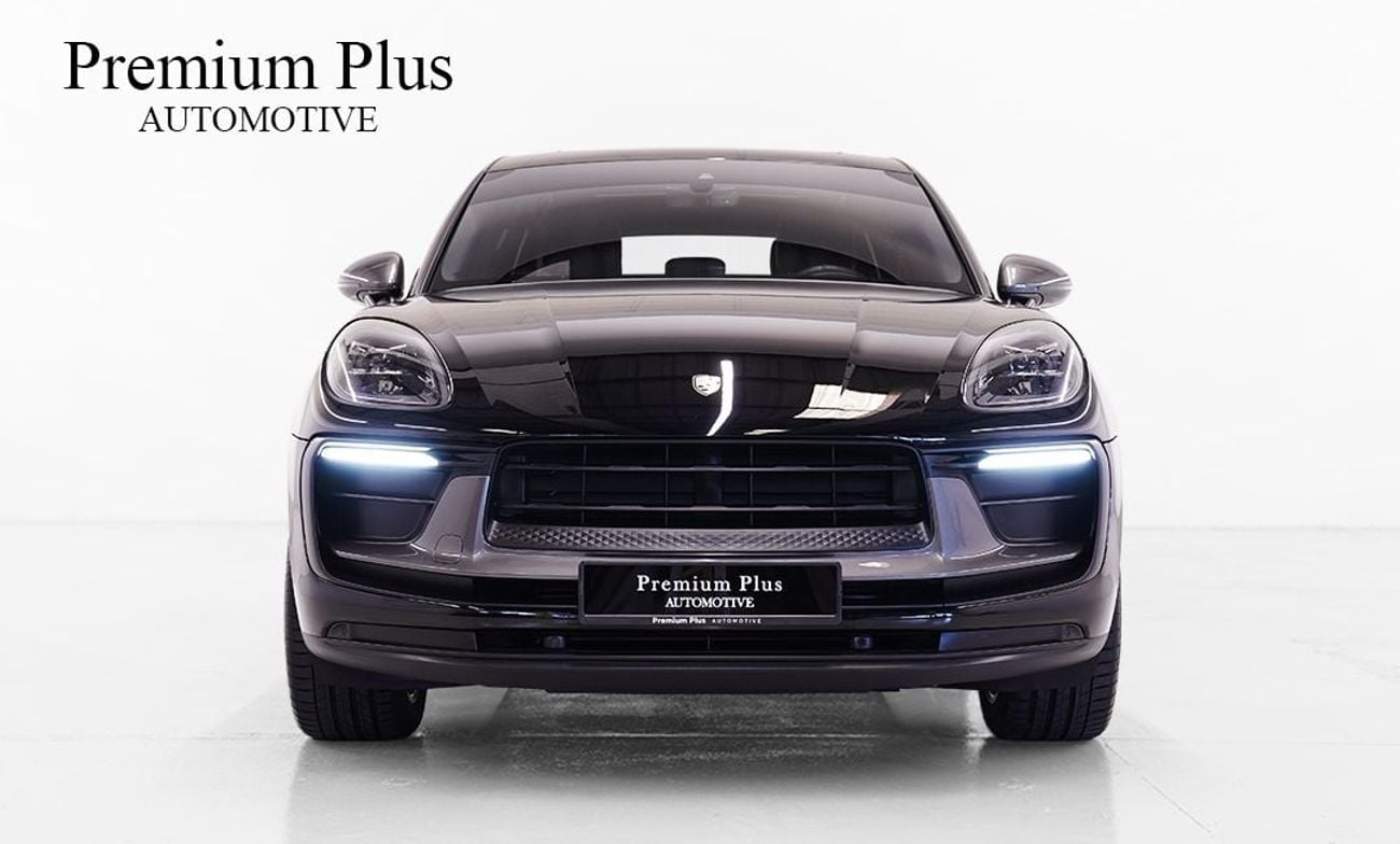 بورش ماكان T 2.0L (260 HP) 2024 Porsche Macan, Warranty, Full Porsche Service History, Sport Chrono Package, Ve