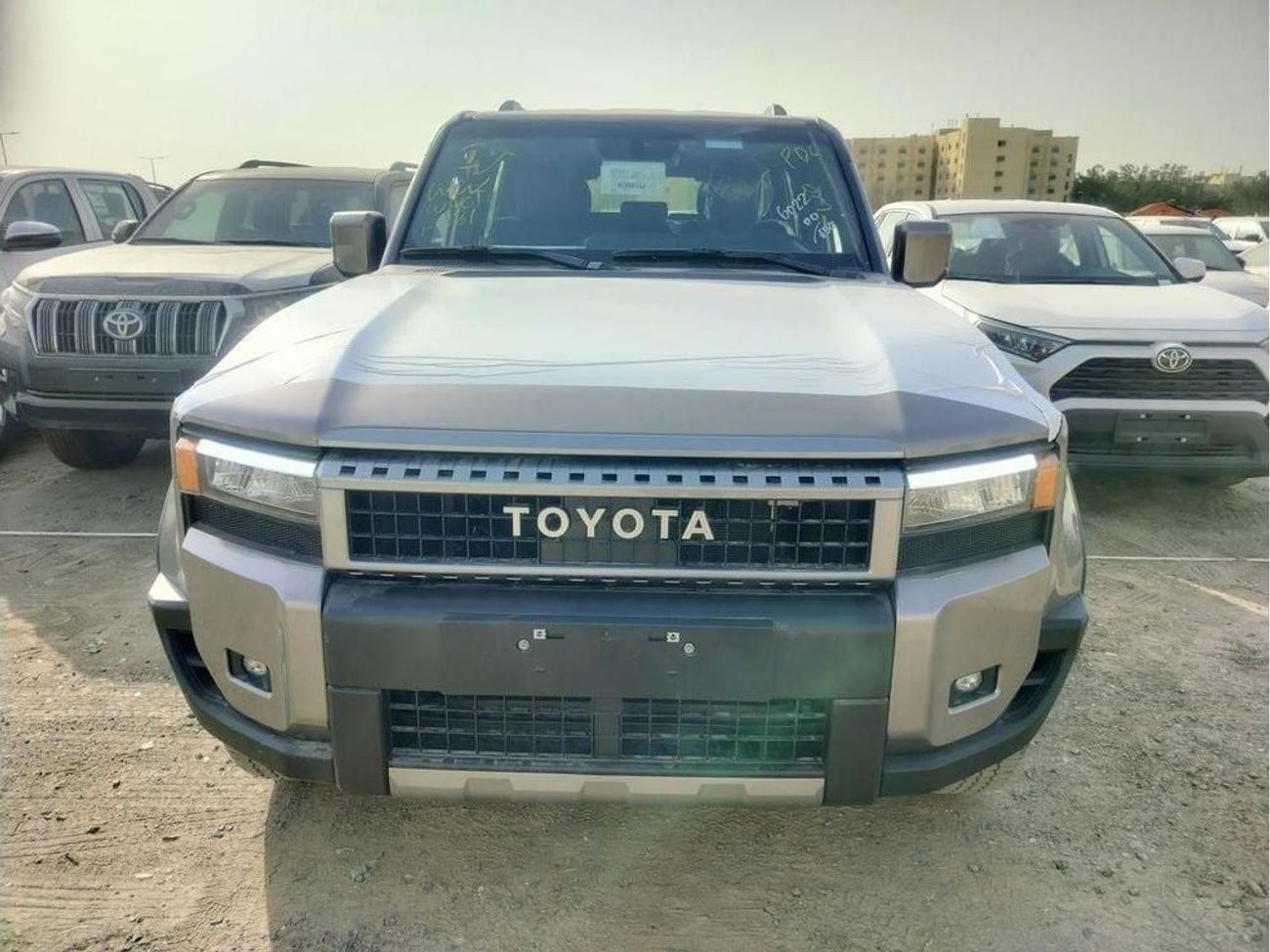 تويوتا برادو PRADO LIMITD 2.8L TURBO DIESEL | 2024 | 0 KM | 03 YEARS WARRANTY