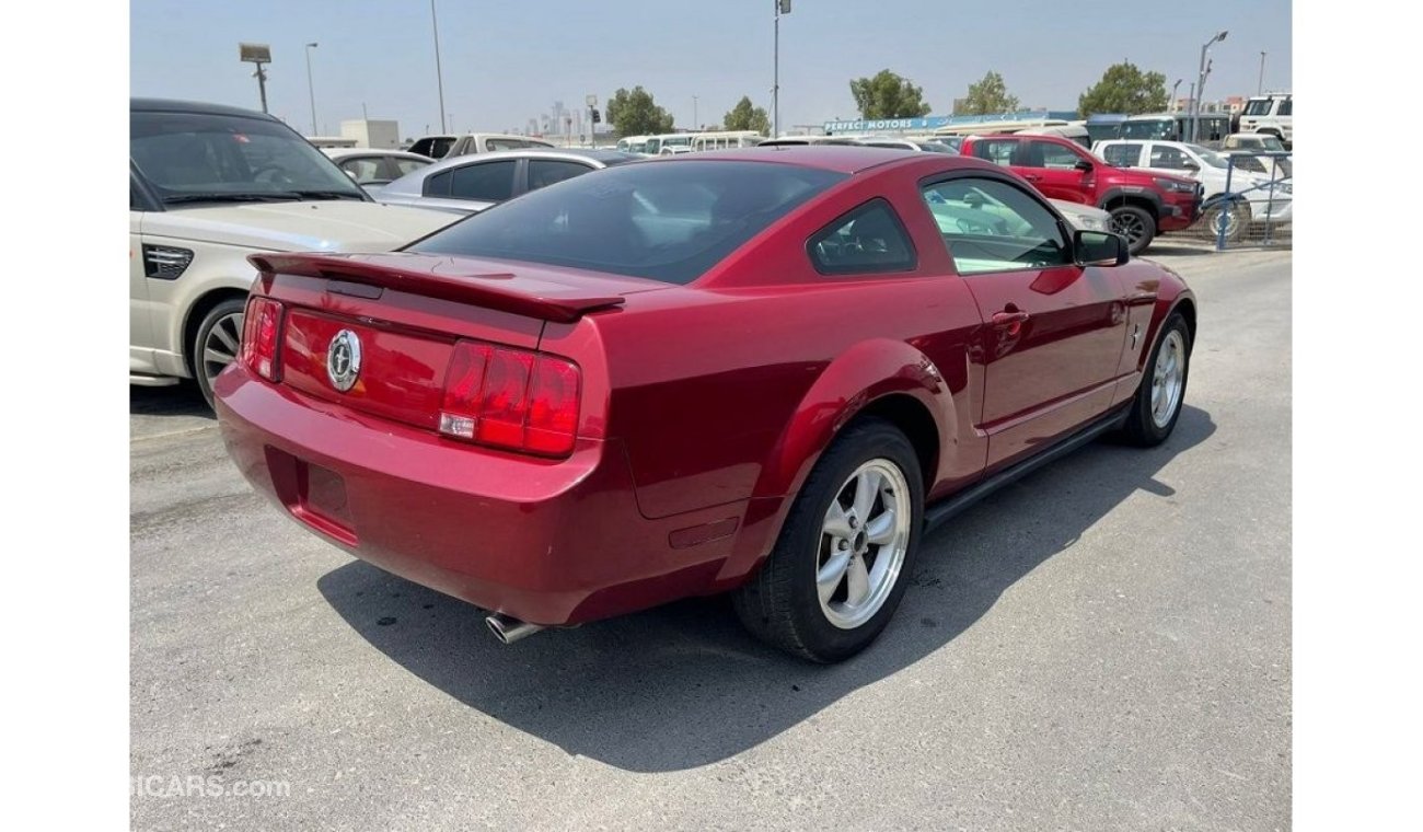 فورد موستانج FORD MUSTANG 2008 MAHROON