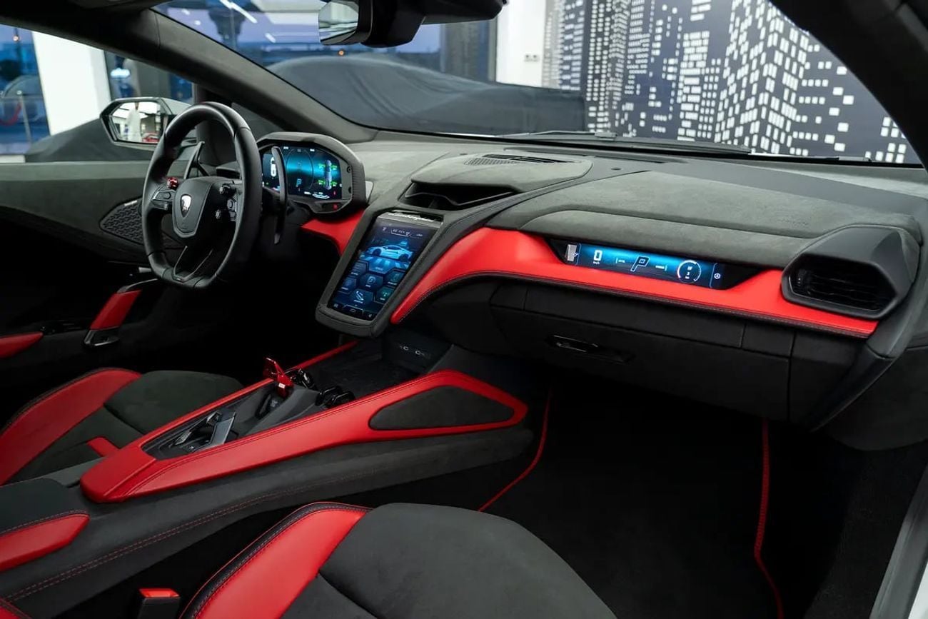 Lamborghini Temerario LAMBORGHINI | TEMERARIO | GCC SPECS | DEALER WARRANTY + SERVICE CONTRACT