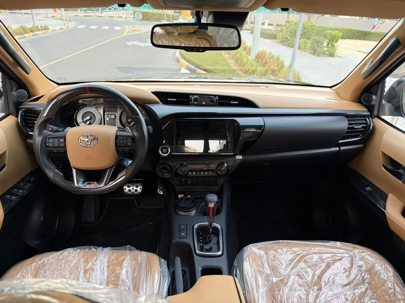 Toyota Hilux  2.8L A/T