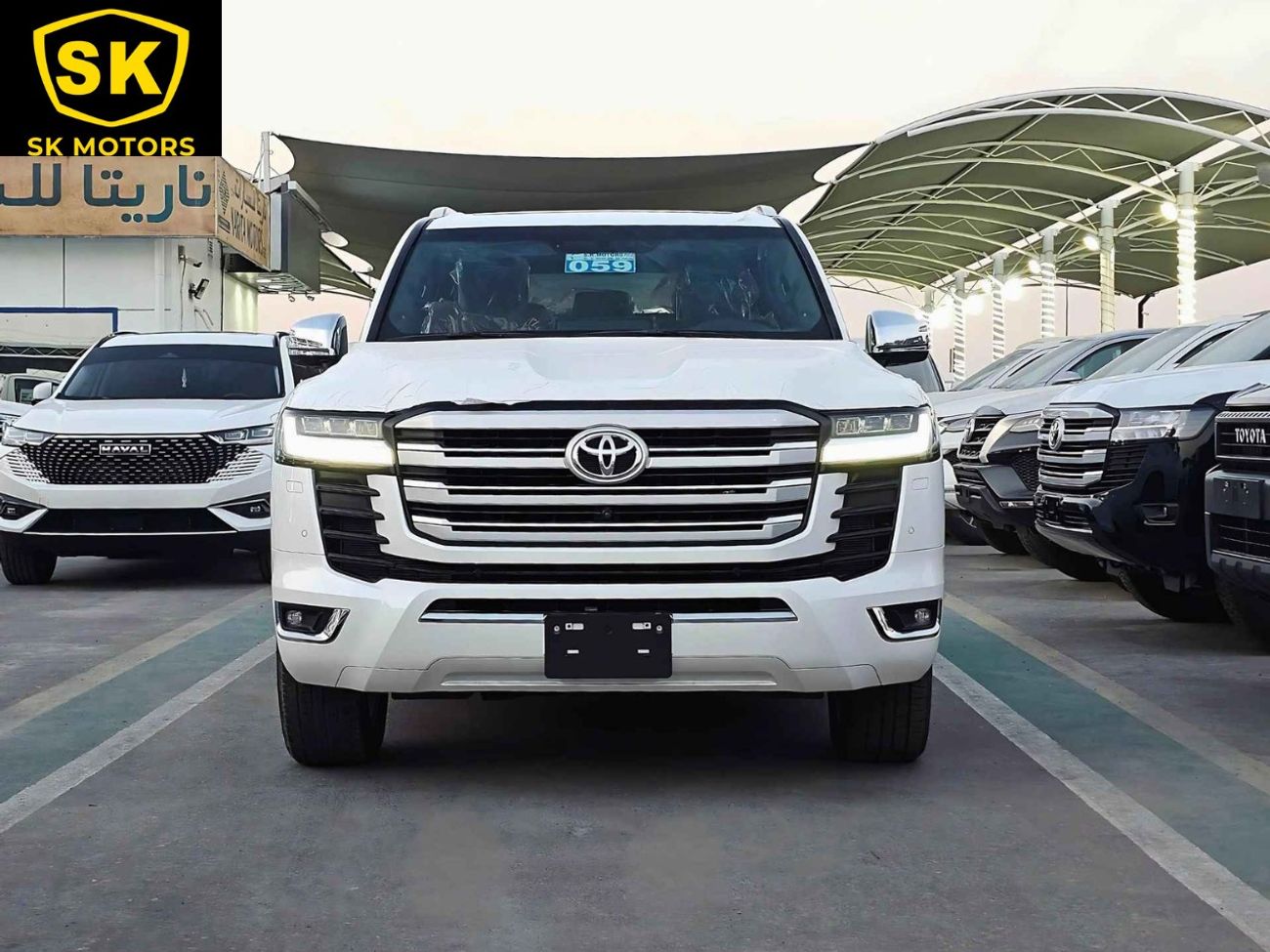 Toyota Land Cruiser VXR TWIN TURBO / EURO 4 / FULL OPTION / 3.5L V6 PETROL / BIG DVD / JBL SPKR / HEADUP / CODE # VXR3M)