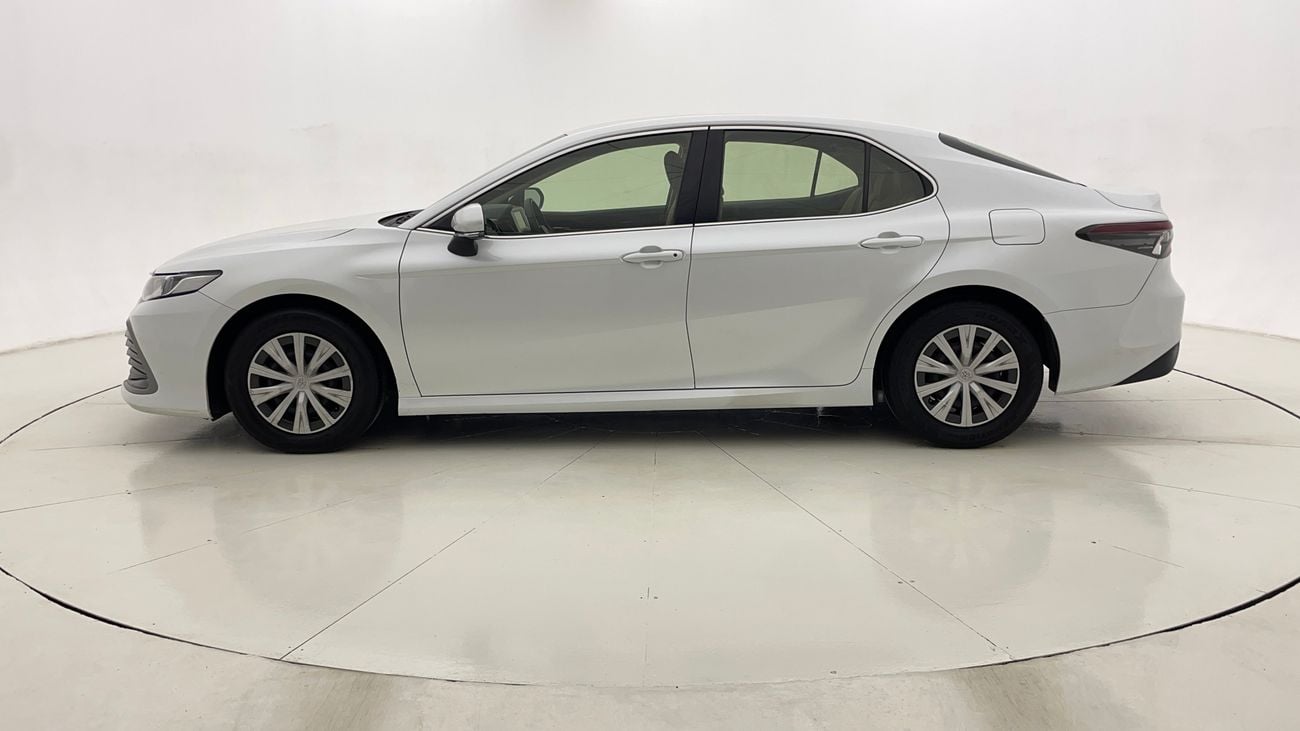 تويوتا كامري S 2.5 | بدون دفعة مقدمة | اختبار القيادة في المنزل