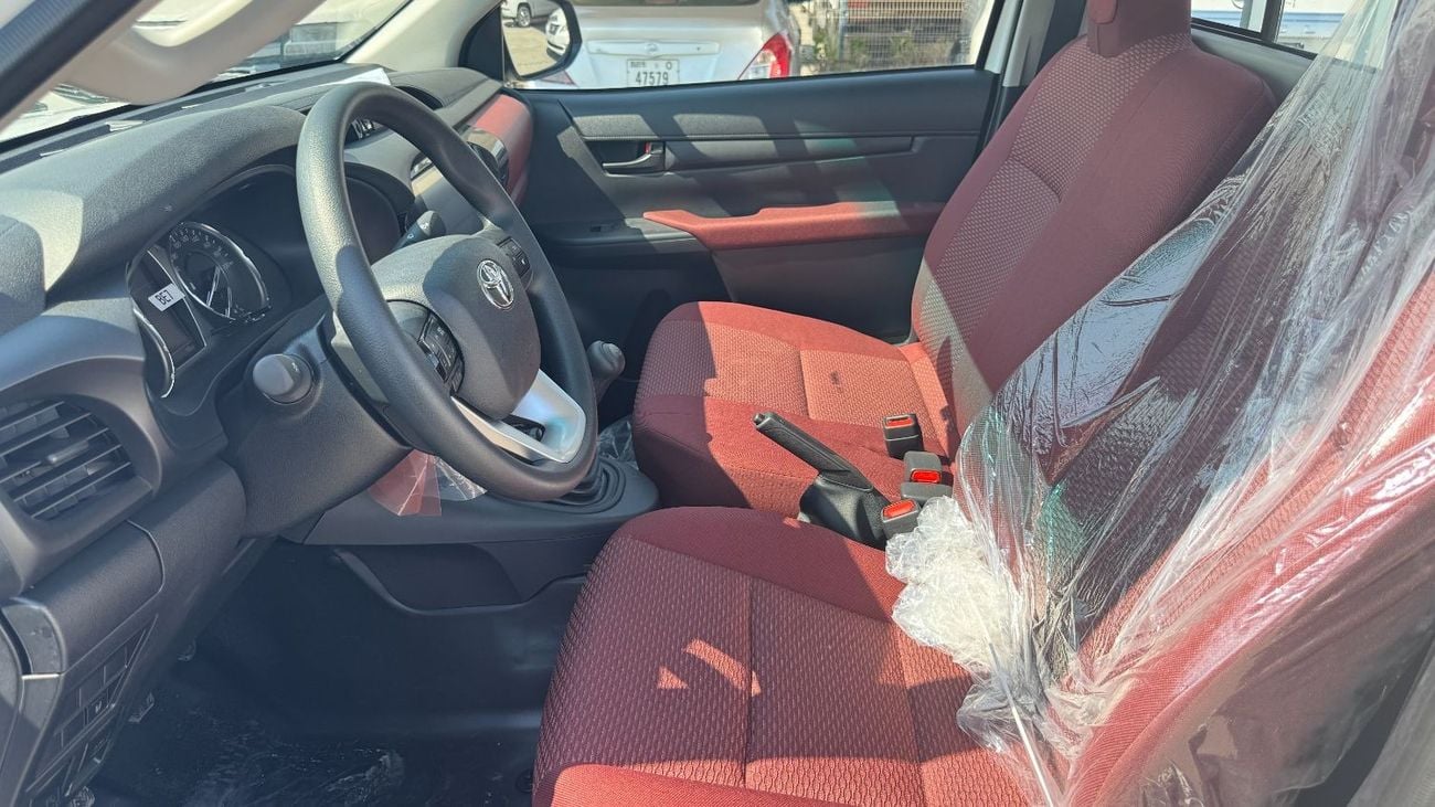 تويوتا هيلوكس هايلكس كابينة واحدة 2.7 لتر بنزين M/T 2024 أبيض