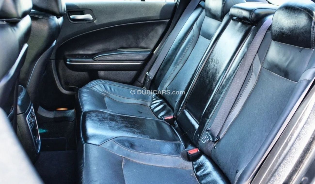 Dodge Charger 3.6L SXT Plus *SXT PLUS*Charger V6 3.6L 2019/FullOption/Original AirBags/Excellent Condition