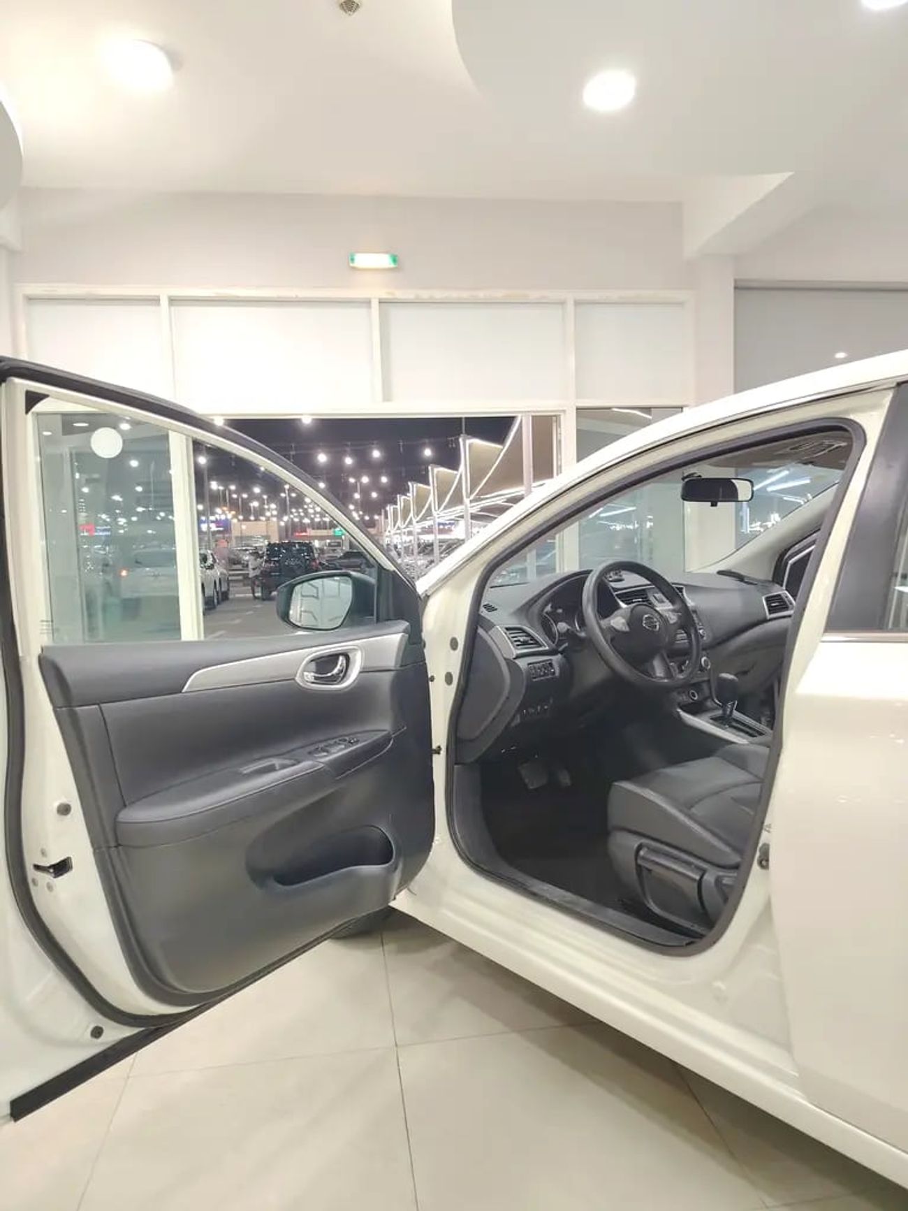 Nissan Sentra SV 1.6L (110 HP) chines specs