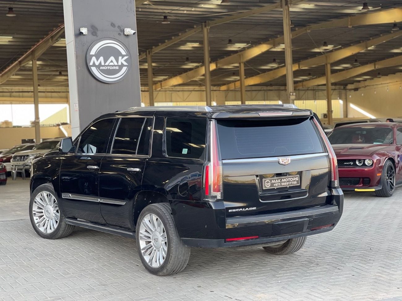 كاديلاك إسكالاد Platinum 6.2L