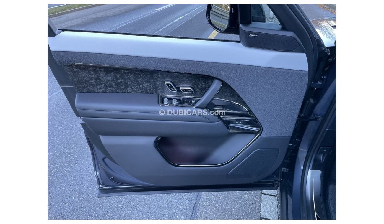 Land Rover Range Rover Sport LAND ROVER / RANGE ROVER SPORT FIRST EDITION 3.0L (Export and Local)