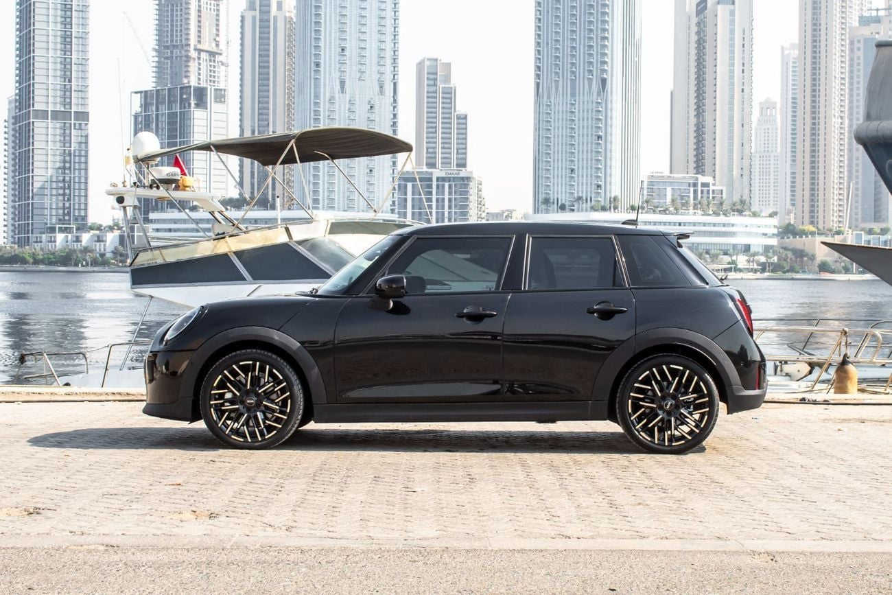 Mini Cooper S 2299 M/P With 0% Down Payment Mini Cooper S 2025