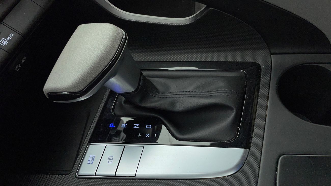 Hyundai Elantra SMART 1.6 | Zero Down Payment | Home Test Drive