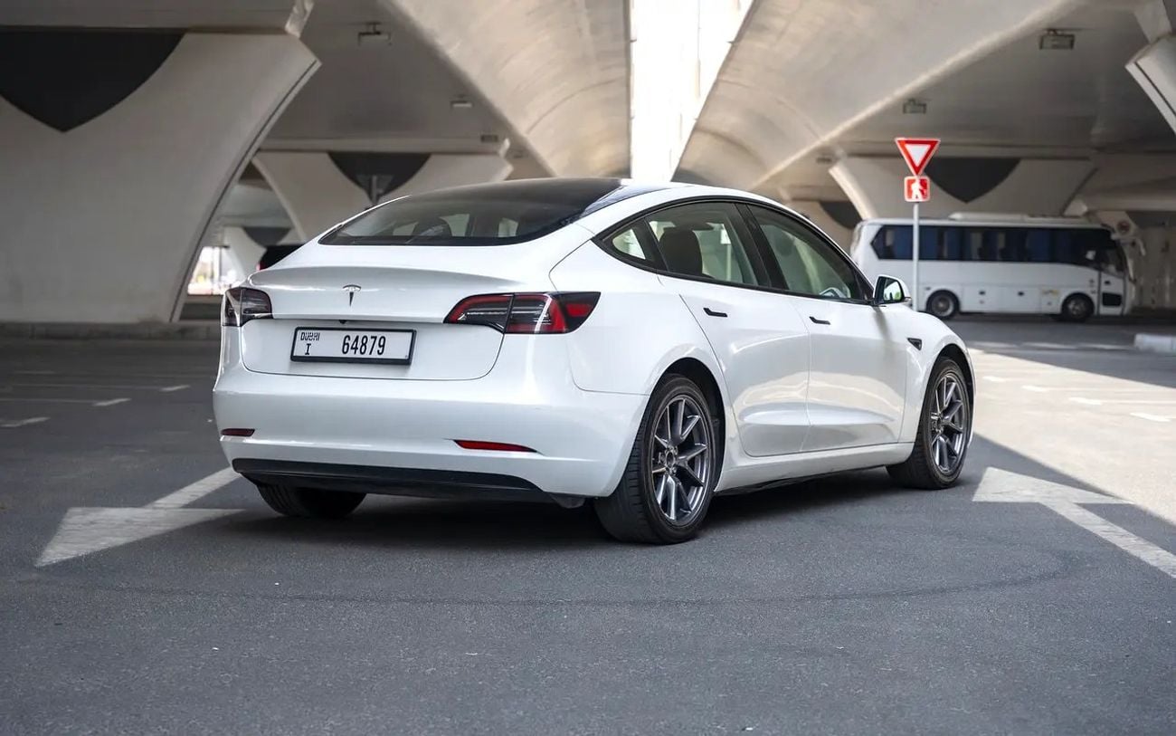 تسلا موديل 3 GCC Spec