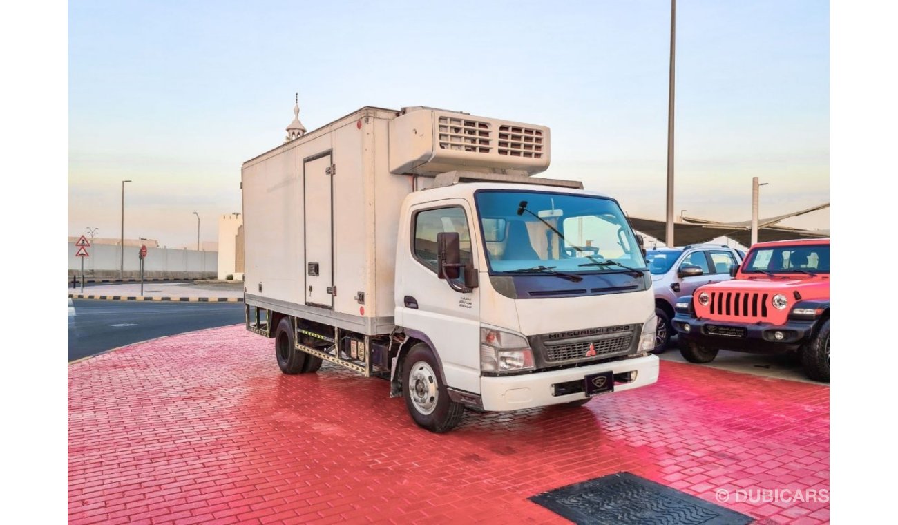 Mitsubishi Canter 2008 | MITSUBISHI CANTER 4.2 TON TRUCK | CHILLER | 14 FEET | GCC | VERY WELL-MAINTAINED | SPECTACULA