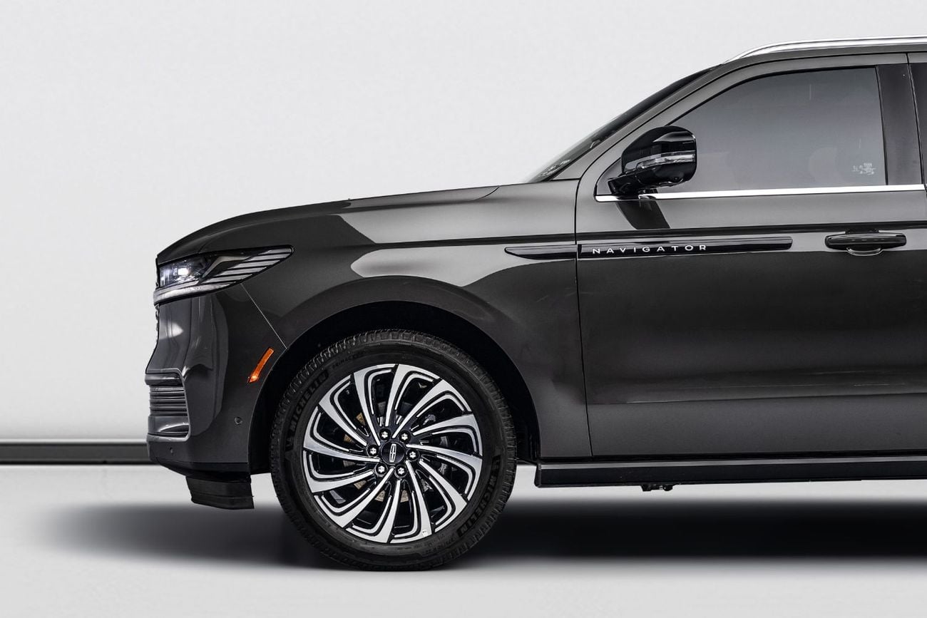 Lincoln Navigator 2025 Lincoln Navigator Presidential, 3.5L V6, AWD, 440bhp, 10 Speed Automatic (Selectshift)