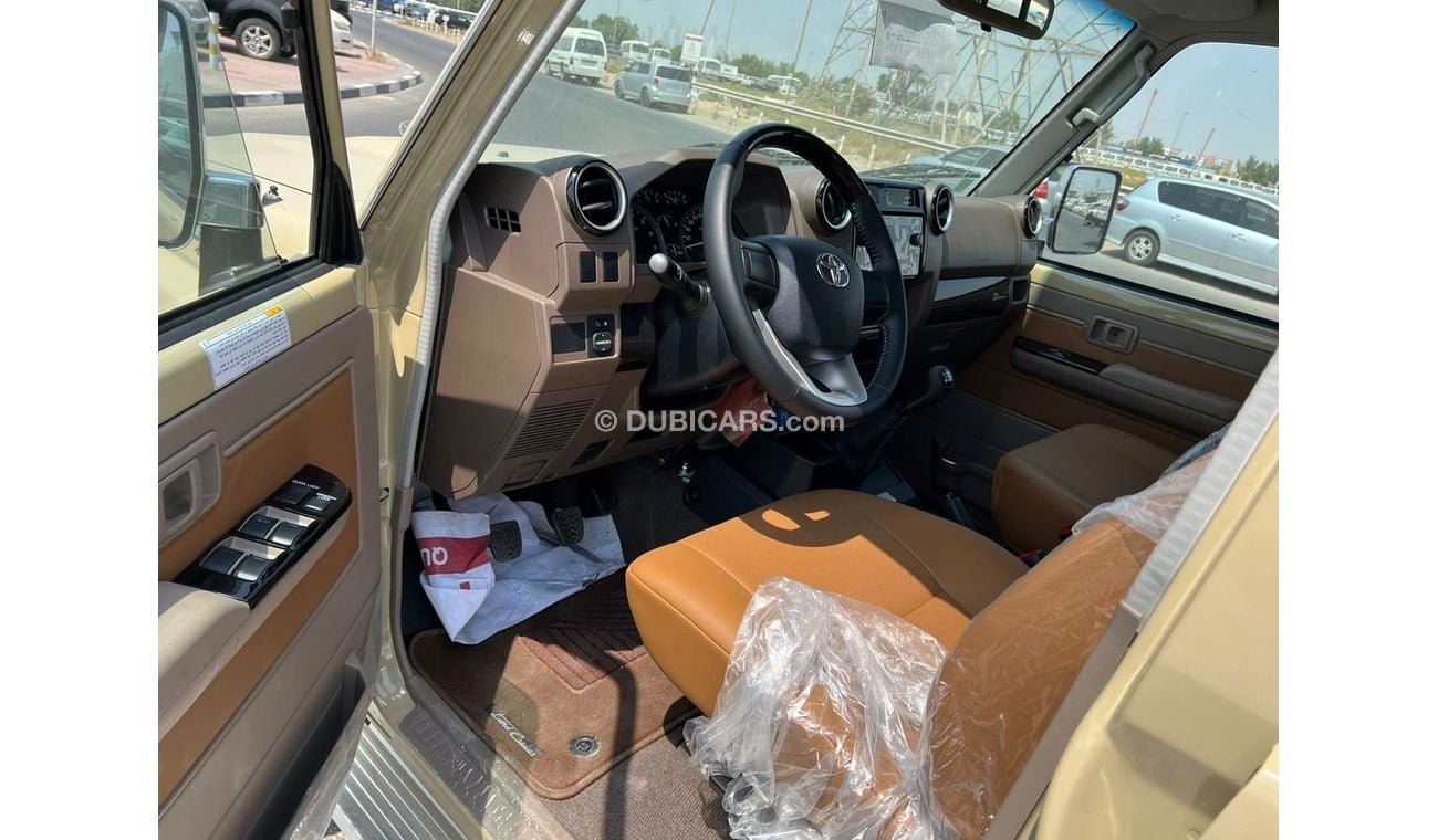 تويوتا لاند كروزر 70 2022 TOYOTA LANDCRUISER / 70 SERIES / 4.0L / 4WD/ 5 DOOR / FULL OPTION / GCC