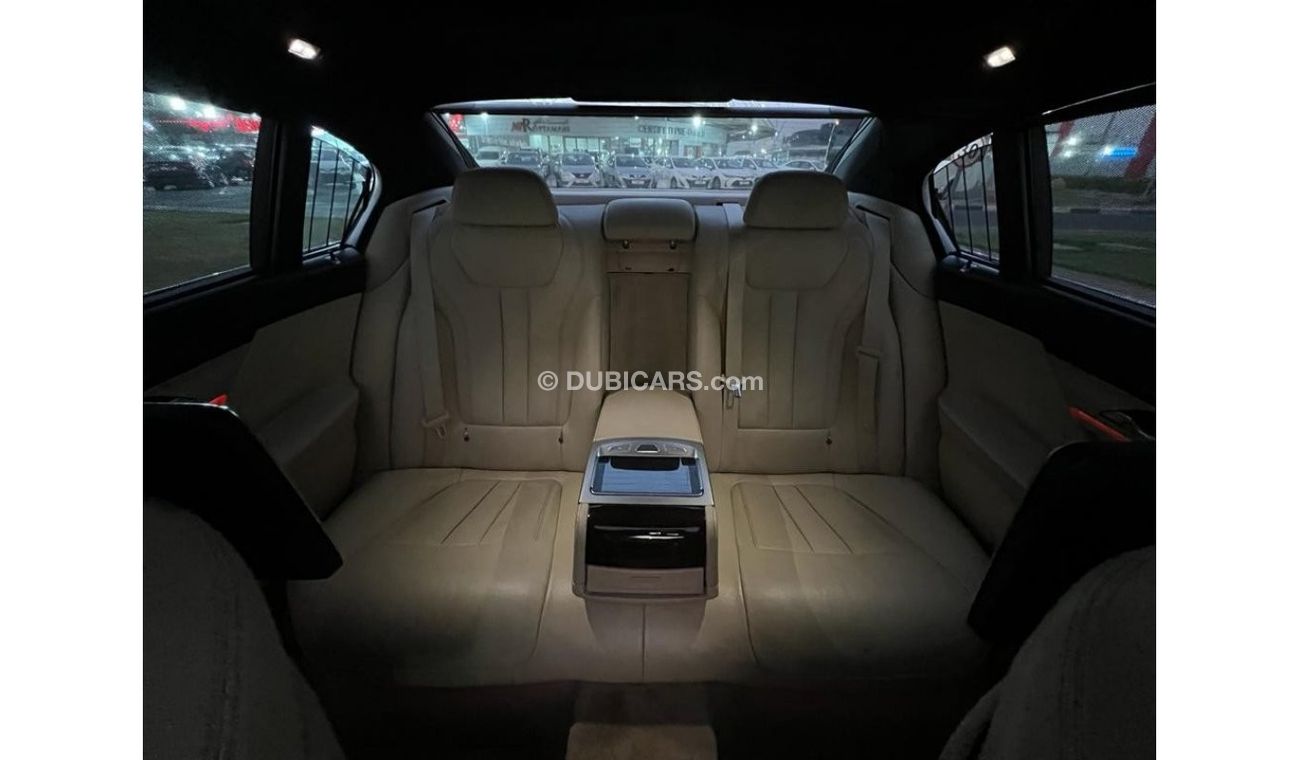 BMW 730Li Luxury BMW 730LI 2.0 2018 GCC FULL OPTION ORIGINAL PAINT FULL SERVICE HISTORY