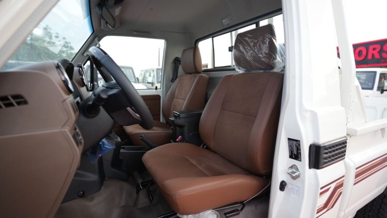 Toyota Land Cruiser Pick Up TOYOTA LC79 PICK-UP SINGLE CABIN 4.0L AUTOMATIC TRANSMISSION DOUBLE TANK 2024 FULL OPTION
