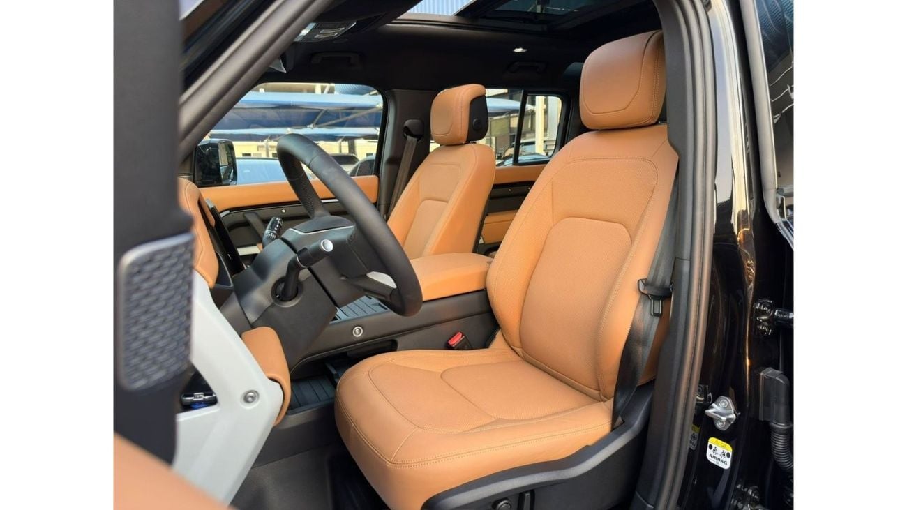 Land Rover Defender LAND ROVER DEFENDER V6 MODEL 2024 ZERO KM GCC SPECS UNDER WARRANTY + SERVICE