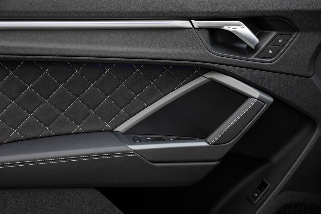 Audi Q3 S-Line Sportback | 2,703 P.M | 0% Downpayment | Pristine Condition!