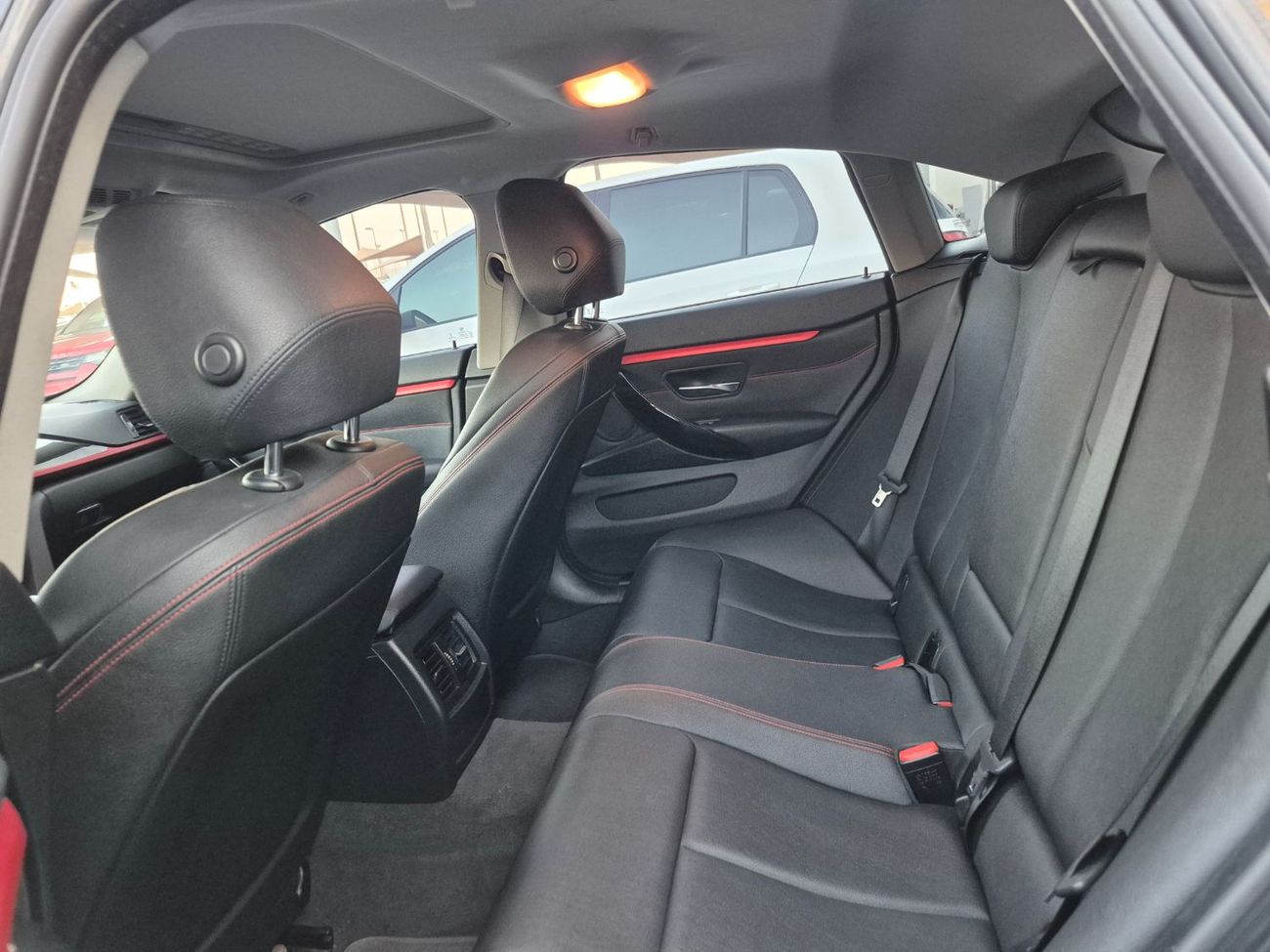 بي أم دبليو 420i Dubai Edition 2.0L