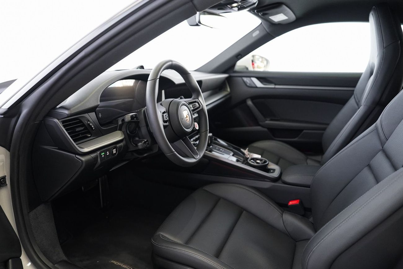 بورش 911 Carrera 3.0L (444 HP) Coupe