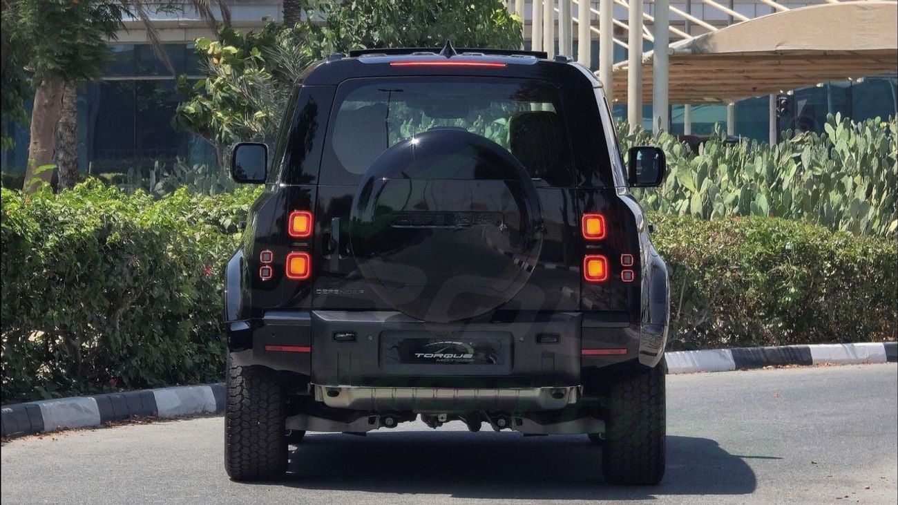 Land Rover Defender 110 ( Only For Export ) X-Dynamic SE P300 AWD GCC 2026 BRAND NEW