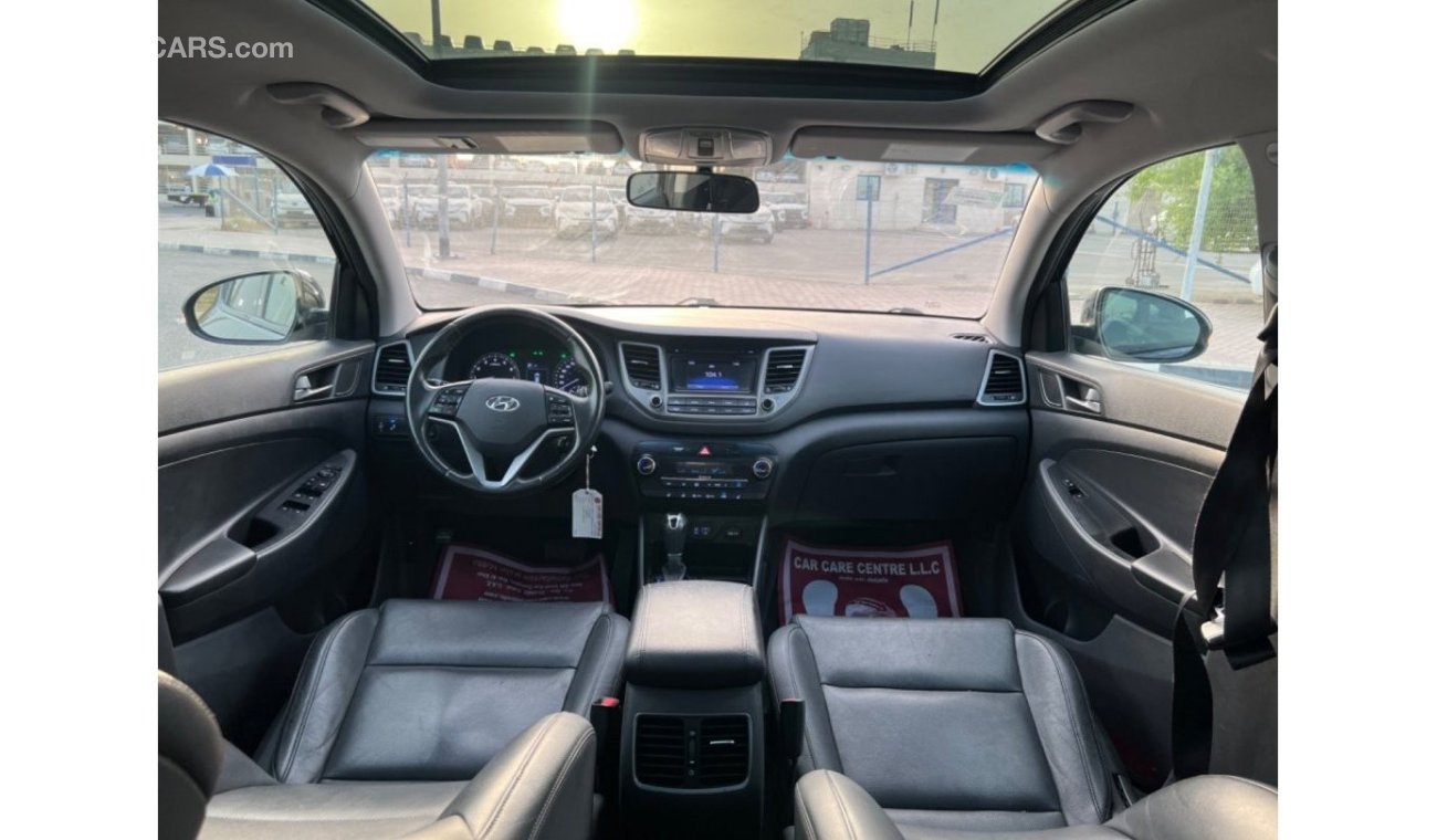 Hyundai Tucson GL Plus GL AWD panorama