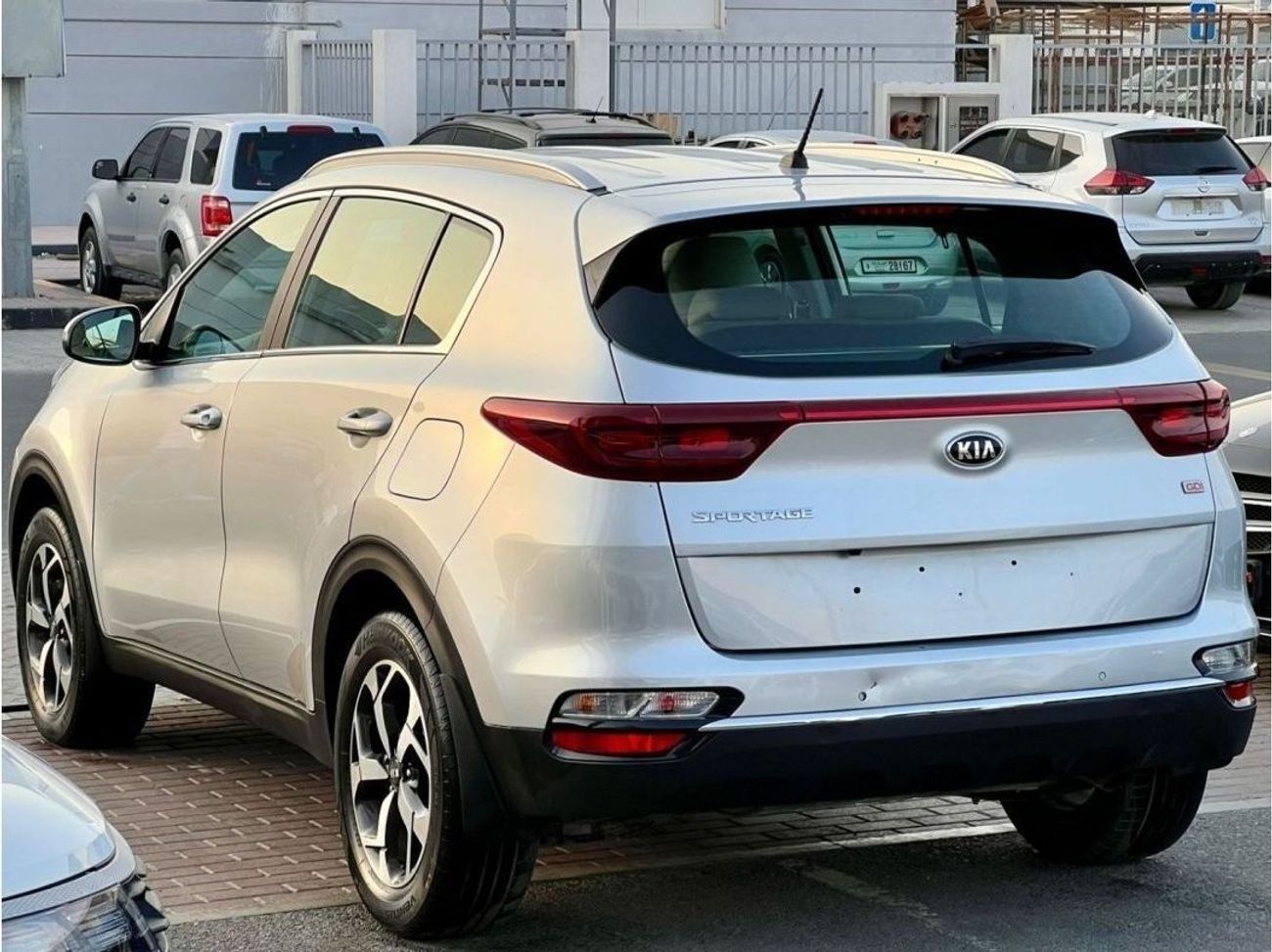 Used Kia Sportage EX 2019 for sale in Sharjah 764510