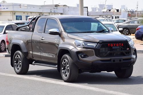 Toyota Hilux GR SPORT 4X4 DIESEL 2.8L KING CAB (Export Only)