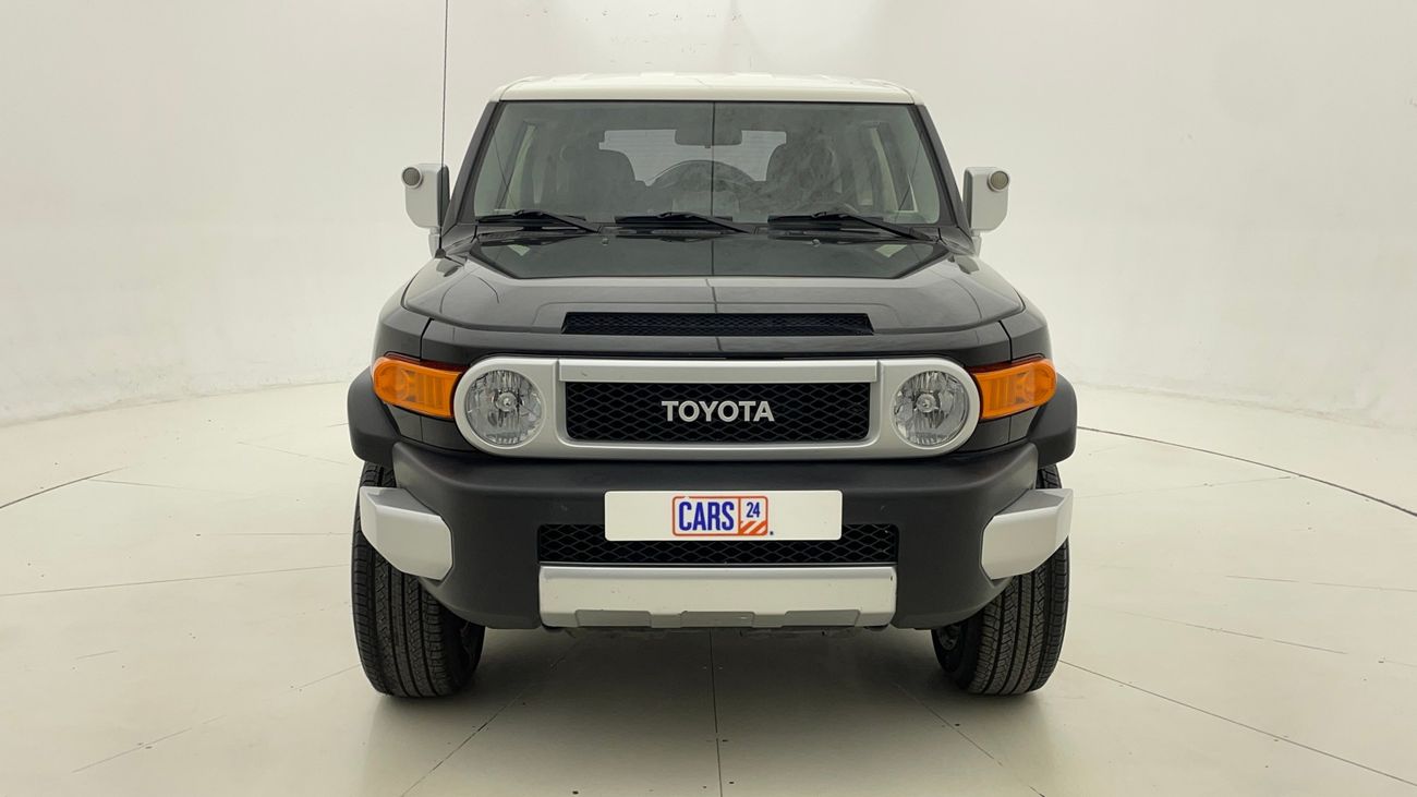 Toyota FJ Cruiser GXR 4 | Zero Down Payment | Home Test Drive