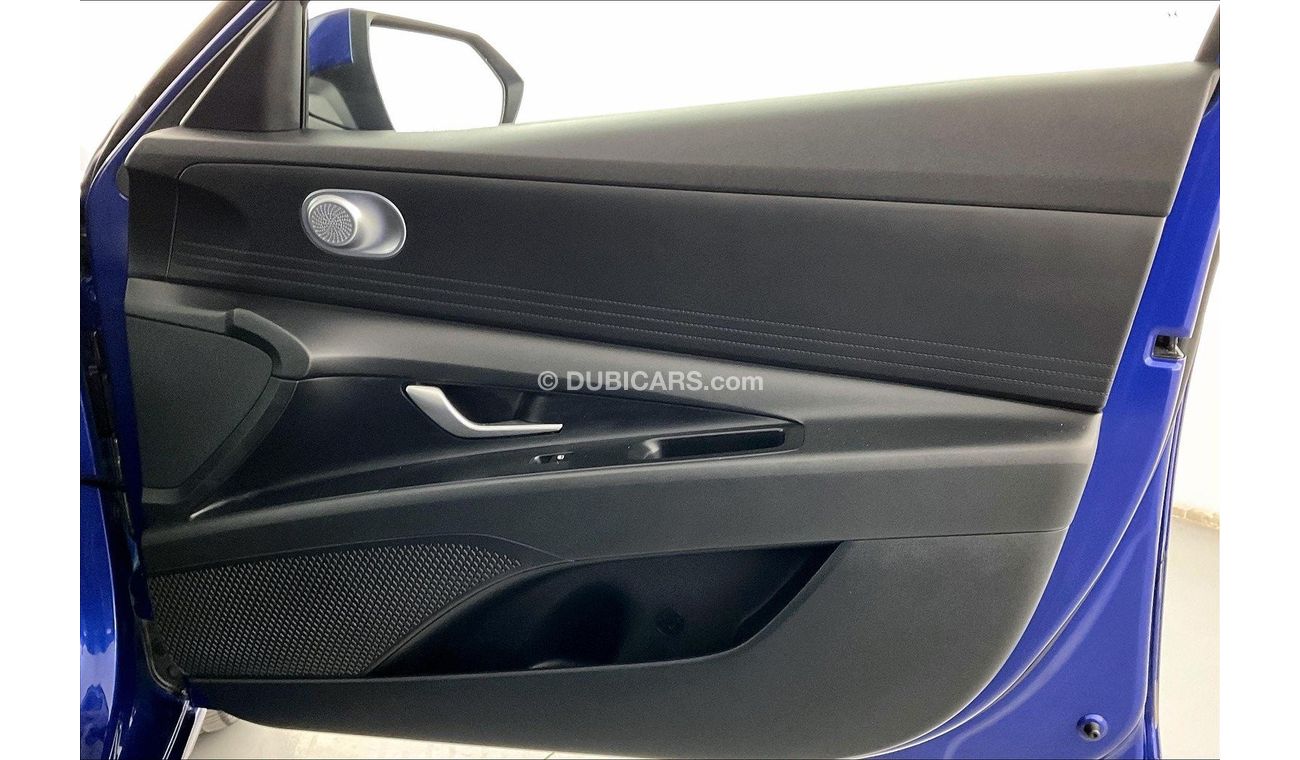 Hyundai Elantra Smart