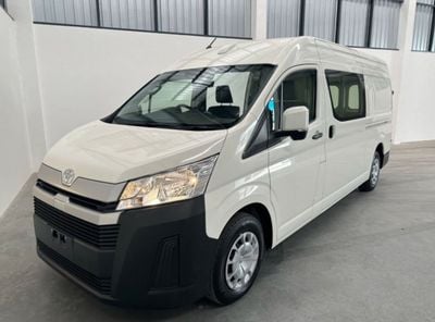 Toyota Hiace HIACE 2.8 Diesel Automatic SLWB Dual Sliding Doors, Barn Rear Doors