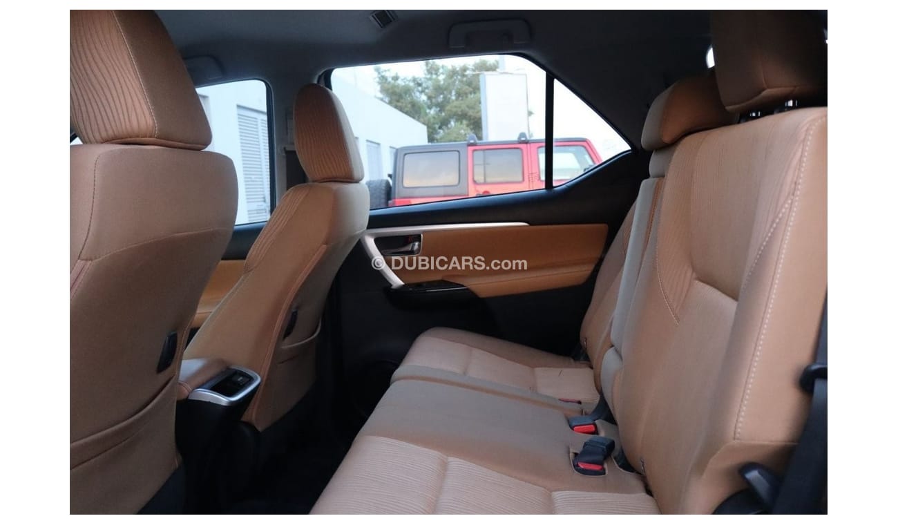 Toyota Fortuner GXR GCC V6