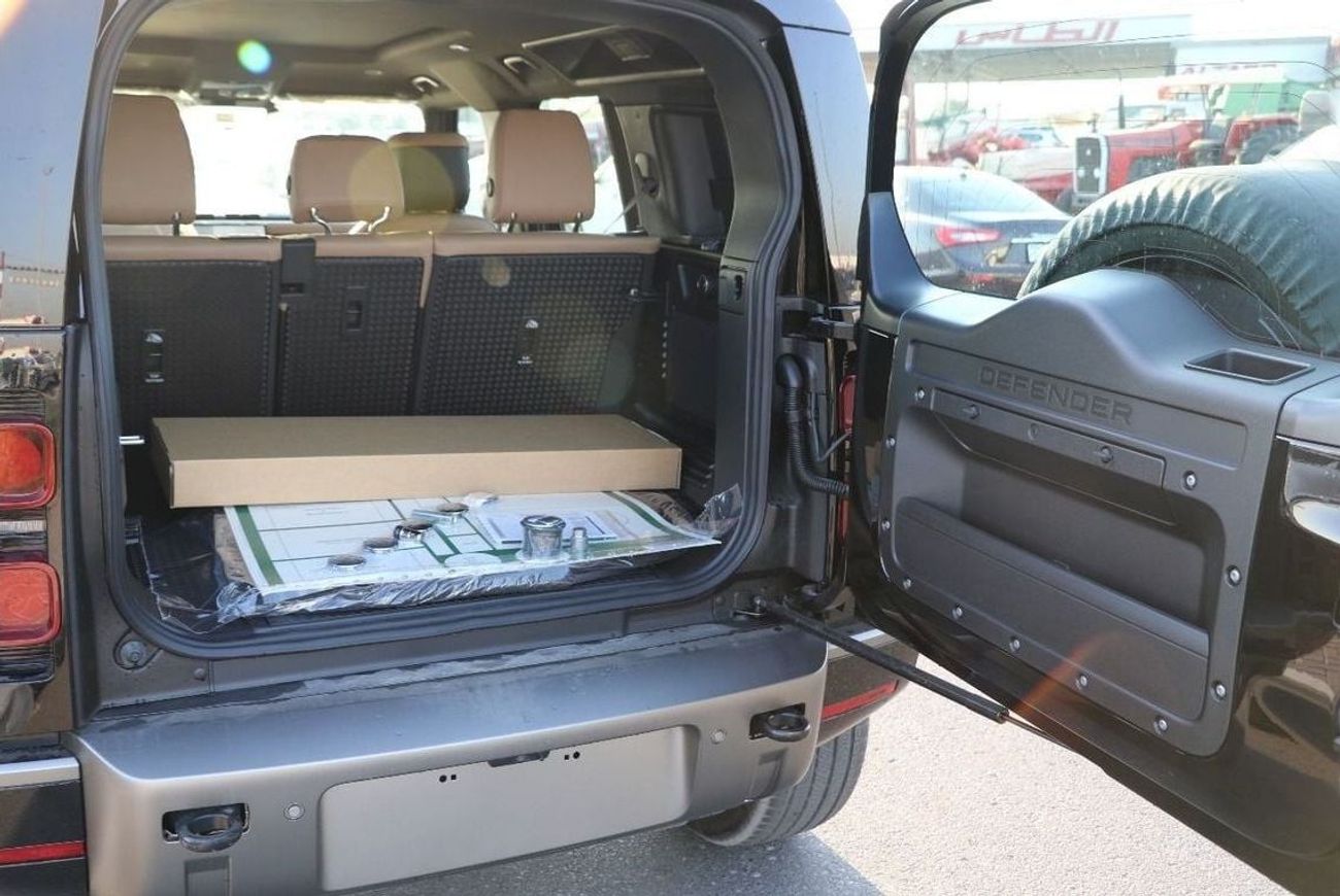 Land Rover Defender 2025 Defender 3.0L Petrol P400 X-Dynamic HSE