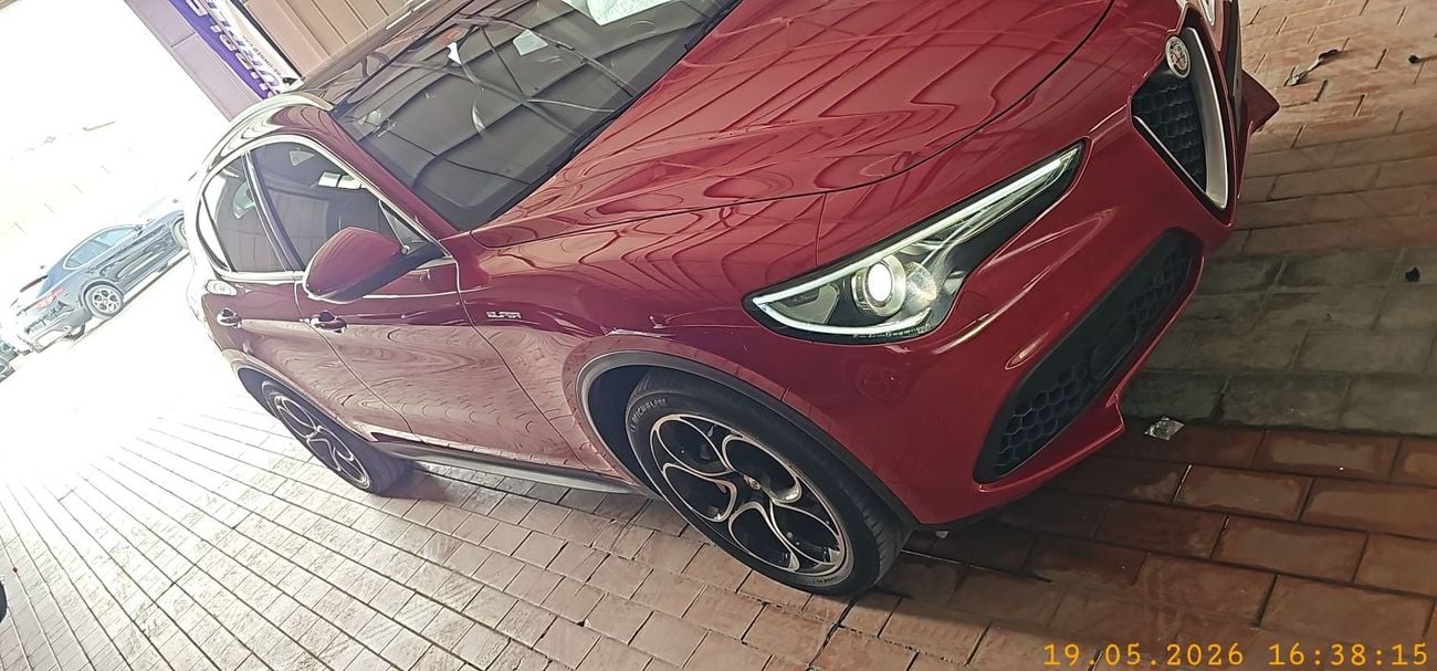 Alfa Romeo Stelvio SUPER 2.0