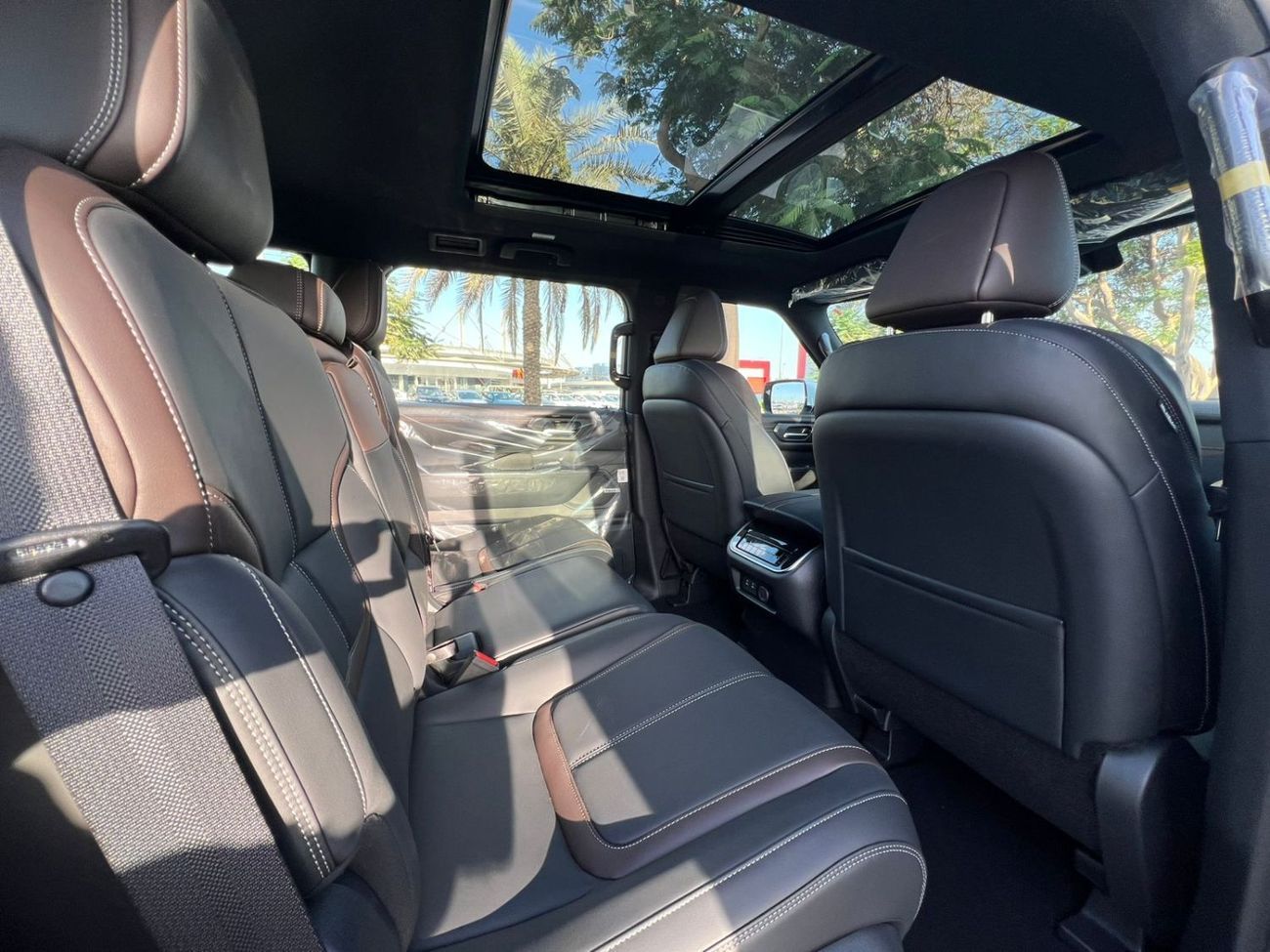 Nissan Patrol SE Titanium 3.8L | EXPORT