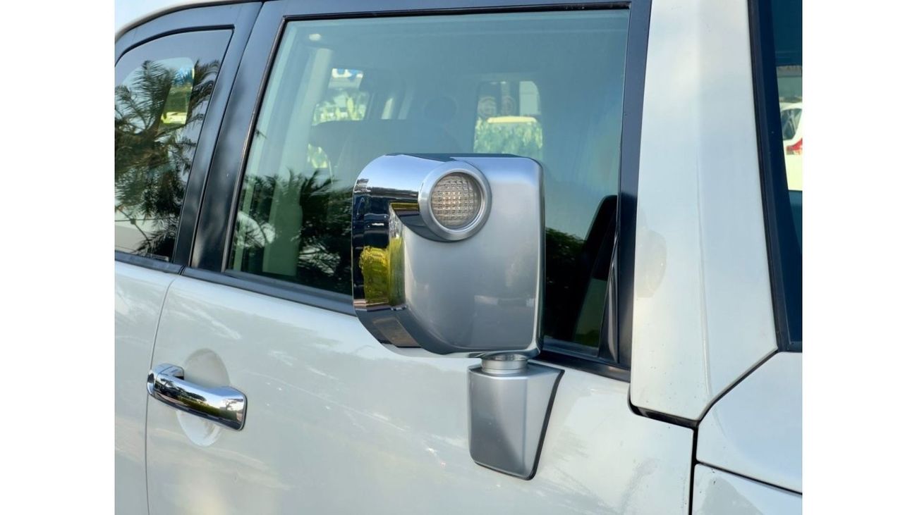 Toyota FJ Cruiser Toyota Land Cruiser VXR MODEL 2014 KM 49000 NO ACCDEINT NO PAINT